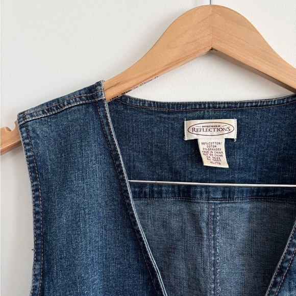 Vintage Floral Embroidered Blue Denim Button Up Vest - Picture 3 of 10